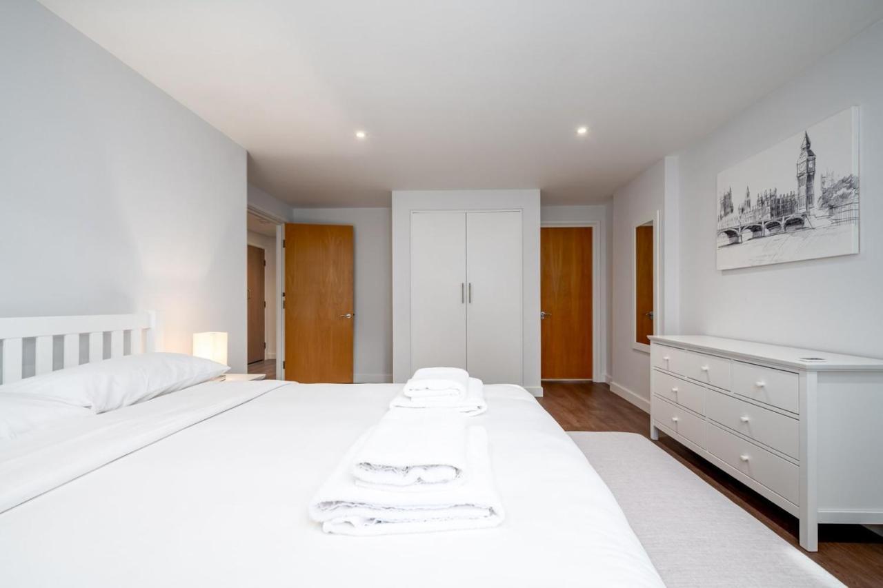 Modern & Spacious 2 Bedroom In Central ลอนดอน ภายนอก รูปภาพ