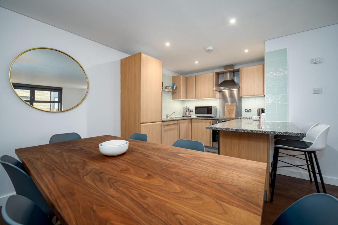 Modern & Spacious 2 Bedroom In Central ลอนดอน ภายนอก รูปภาพ
