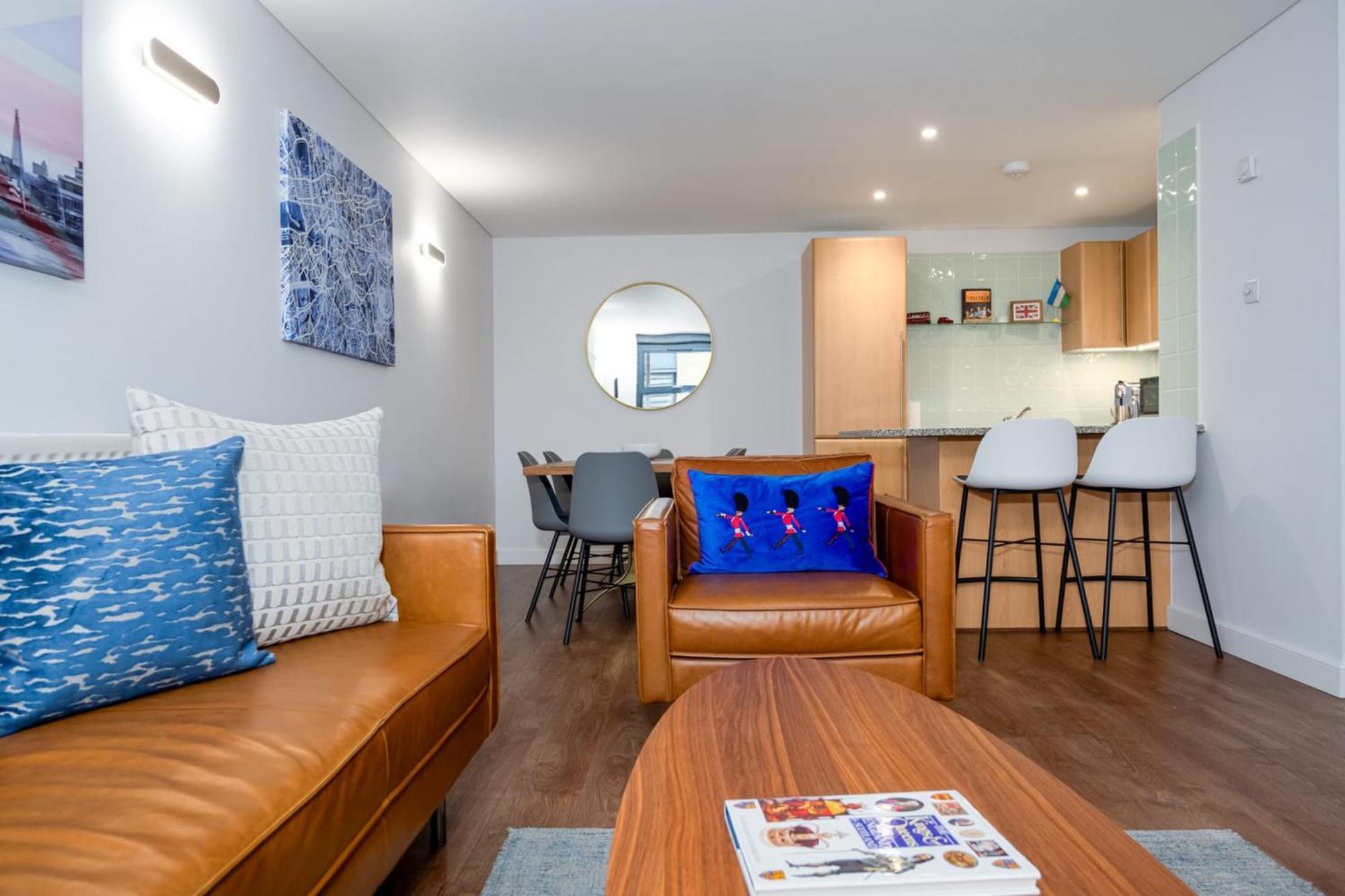 Modern & Spacious 2 Bedroom In Central ลอนดอน ภายนอก รูปภาพ
